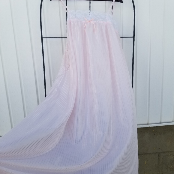 Chardin vintage pink lace two piece nightgown slip - Picture 12 of 15